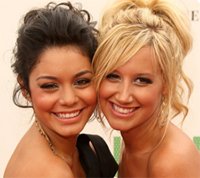 ashley a vanessa